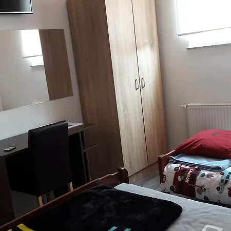 Hostel In Club Zagreb